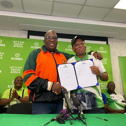 480767611_975141904715641_4554319021013142260_n