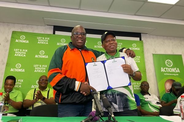 480767611_975141904715641_4554319021013142260_n